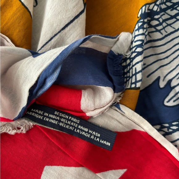 Inouitoosh Large Scarf - Picture 5 of 14